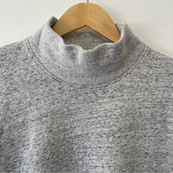 Abercrombie & Fitch Gray Cotton Pullover Sweatshirt Women’s Large - Picture 4 of 8